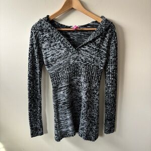 Y2K Derek Heart Hooded Knit Sweater